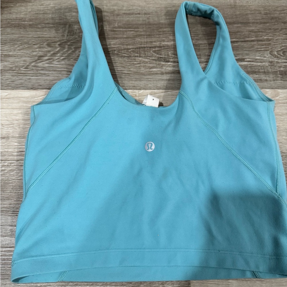 Lululemon align tank
Size-4
Color-blue